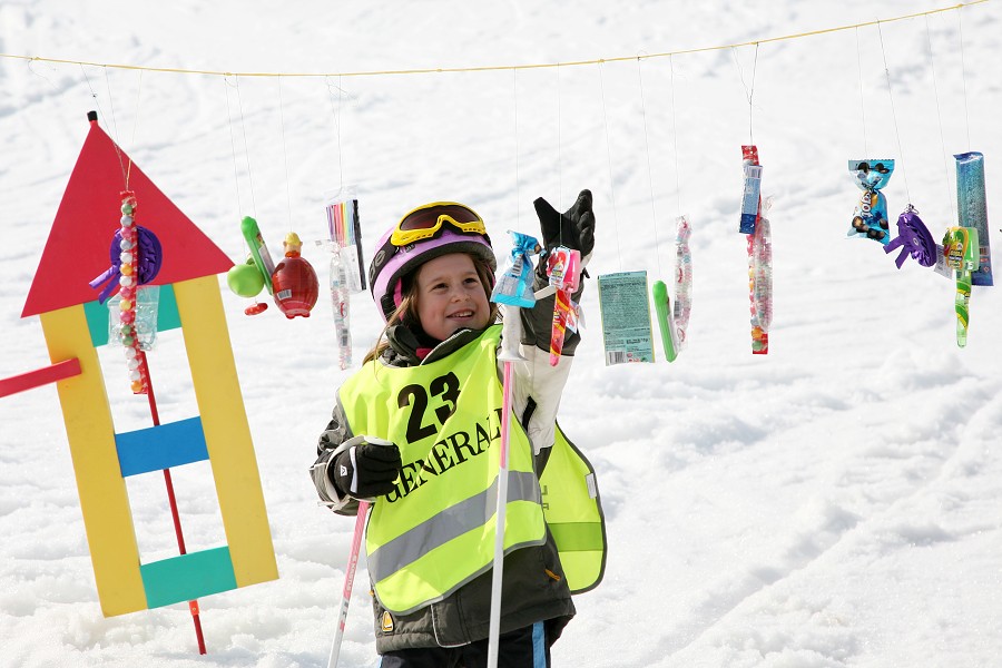 Slalom s p�ekvapen�m v c�li