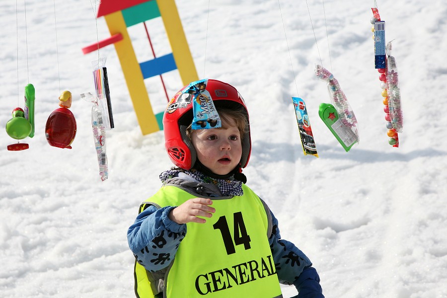 Slalom s p�ekvapen�m v c�li