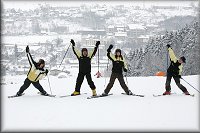 Instrukto�i ly�a�sk� �koly Pekl�k